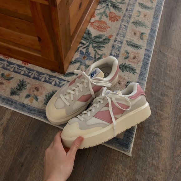 New Balance CT302 Pink SZ 9.5 - Picture 1 of 1